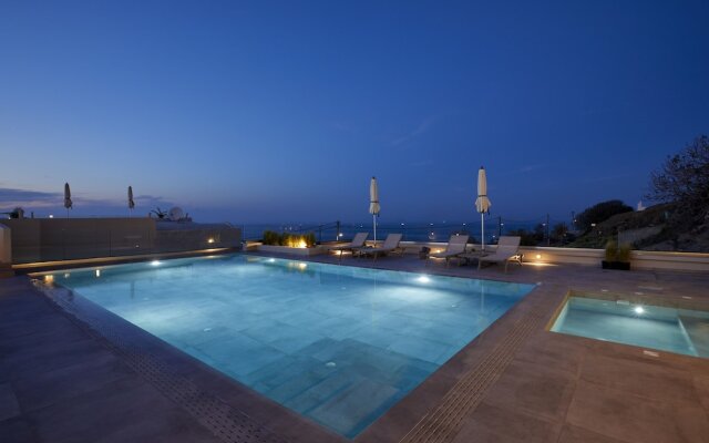 Mayu Suites