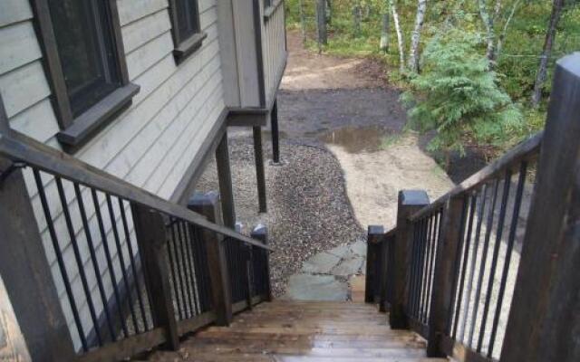 Crosslake Treetop Village