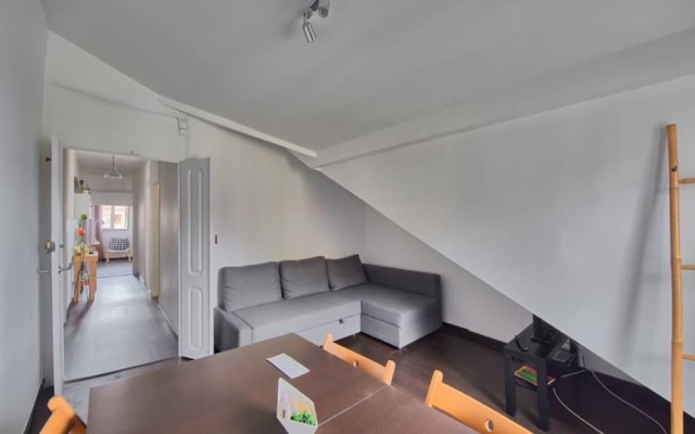 Cozy & Authentic Flat In The Center