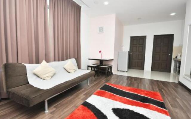Ada Hotel & Apartment