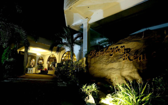 Kandyan Reach Hotel