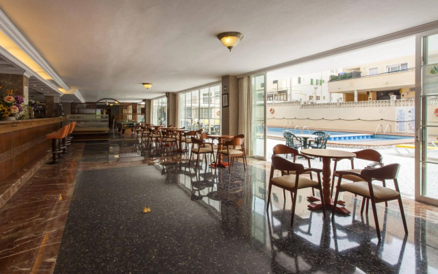 Hotel Riutort