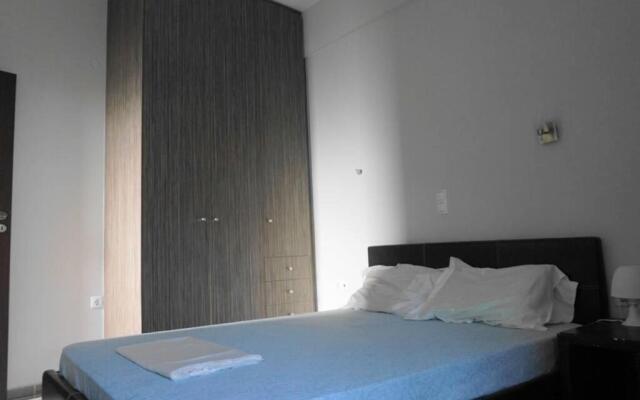 Beachfront apartment in keratokampos