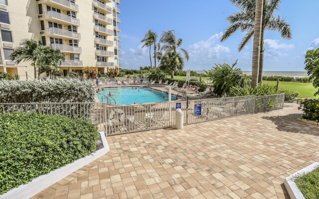 Estero Beach and Tennis 705c