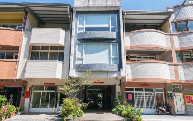 Sun Moon Inn