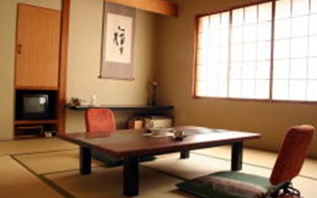 Kikunoya Ryokan
