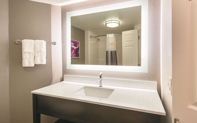 La Quinta Inn & Suites Atlanta Alpharetta