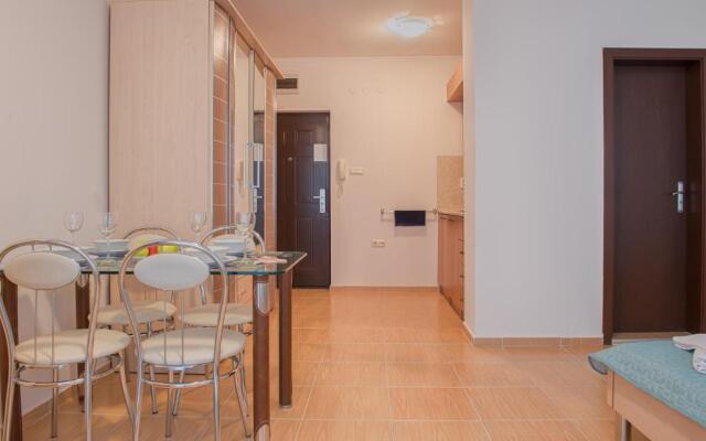 Apollon 7 Apartments