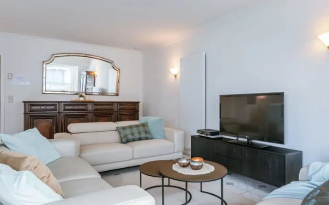 Apartment With Sideways sea View in Middelkerke