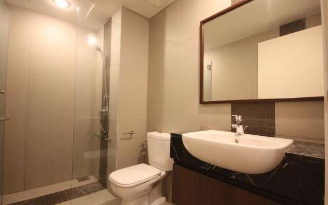 3BR Seaview Suite Gurney Drive