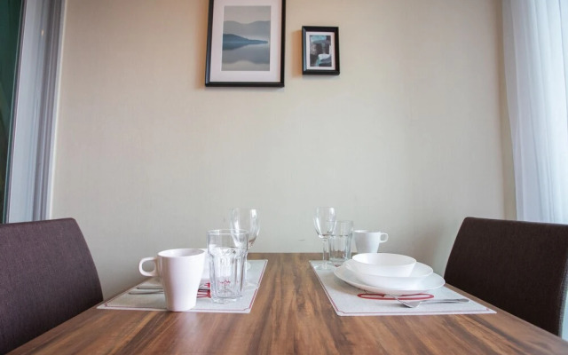 Near BK University Quiet Condo in Rama4 bkb137