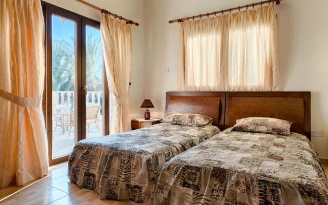 Villa Tsikkos Dio in Argaka