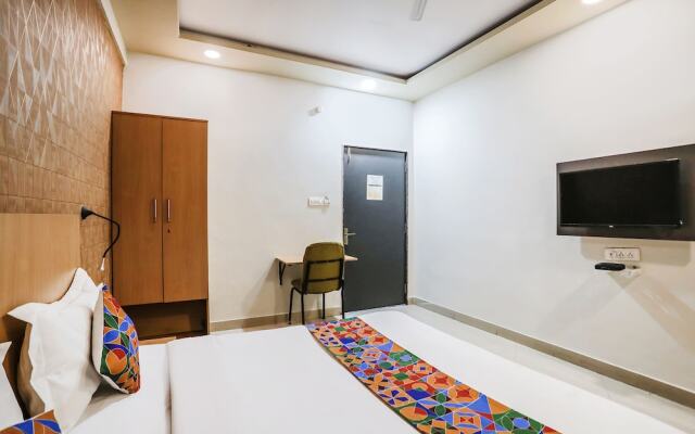 Fabhotel Convivial Sky