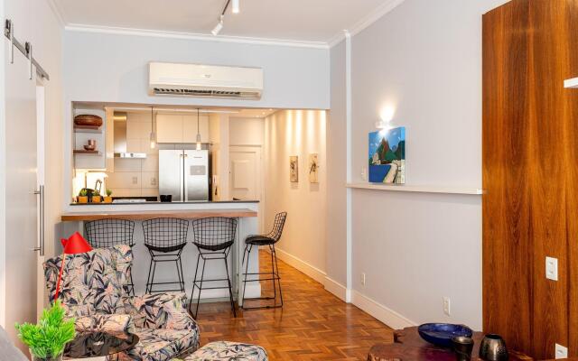 Moderno Apartamento em Copacabana | GB 112/304