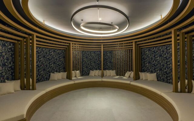 Ammoa Luxury Hotel & Spa Resort