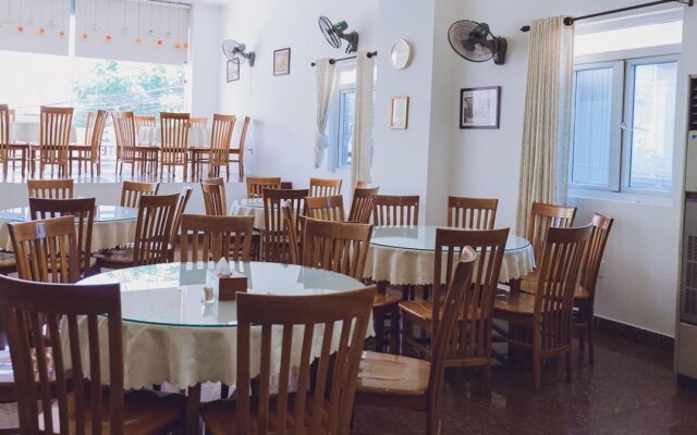 A25 Hotel - 137 Nguyen Du DN