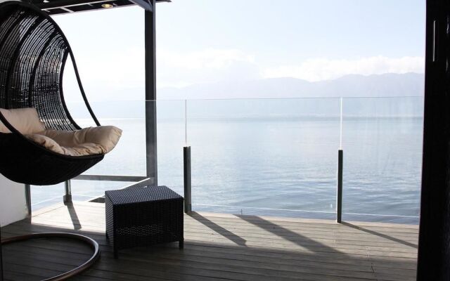 Bonum Lakeside Boutique Hotel