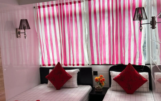 Manila Lounge