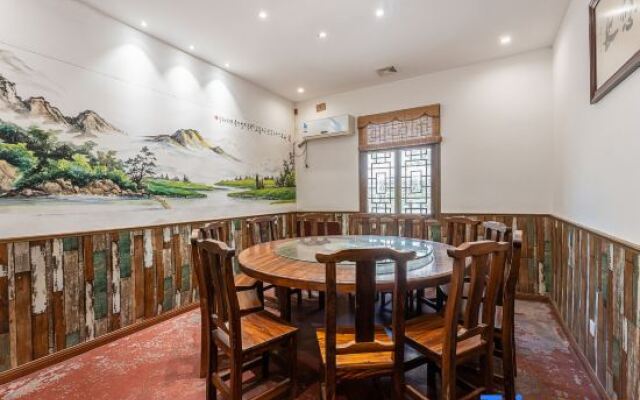 Tonglu Manjiang resident hostel Fuchunjiang shop