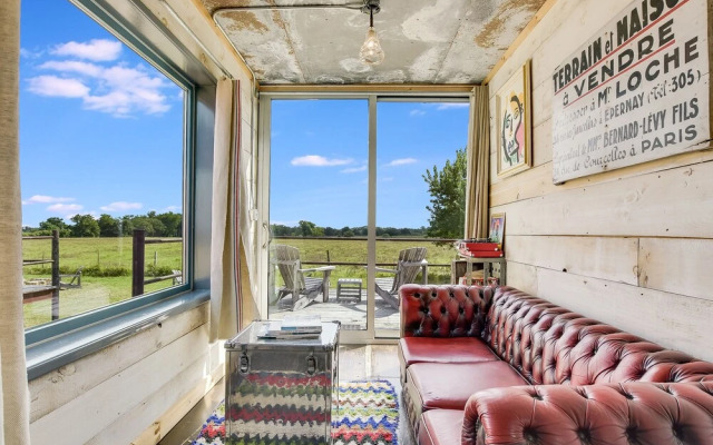 Flophouze Shipping Container Hotel