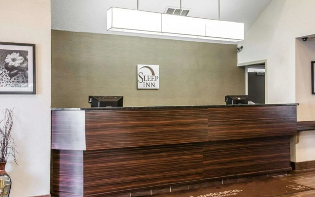 Days Inn by Wyndham McDonough