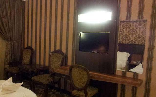 Dar Al Eiman Grand Hotel