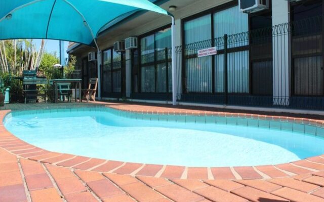 Y Motels Rockhampton