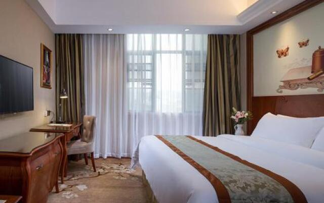 Vienna Hotel Shaoguan Qujiang Shunjing