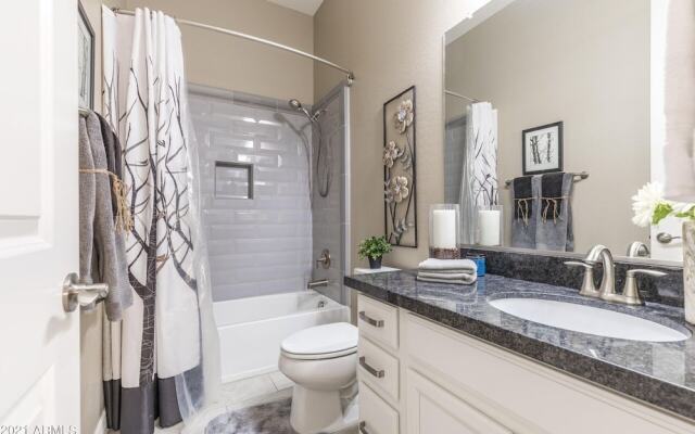 Villa Princess 4 Bedroom Townhouse by RedAwning