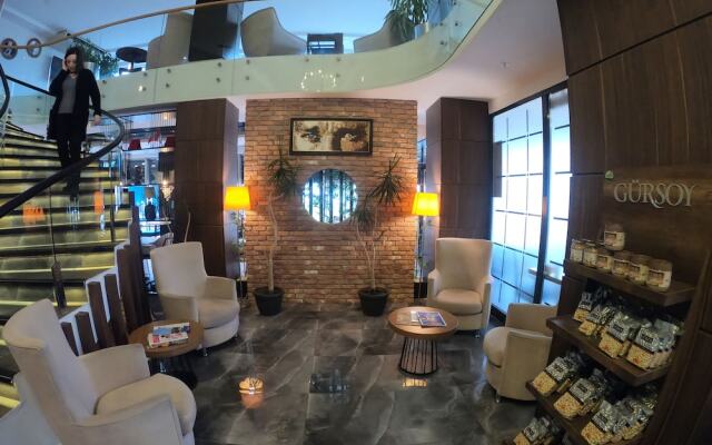 Simisso Hotel