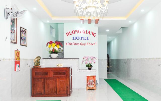 Khach San Huong Giang