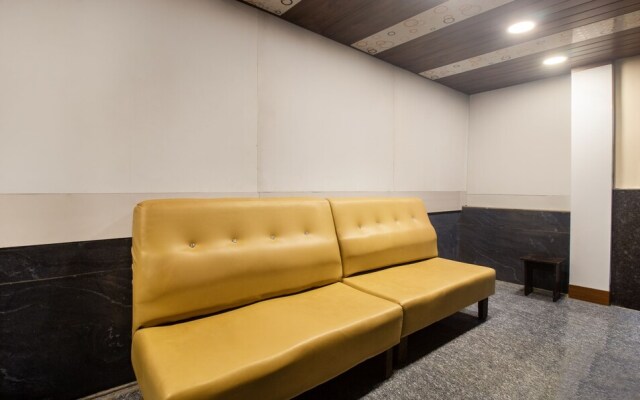 Itsy Hotels Yogeshwara Grand