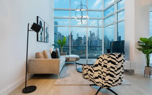 Spectacular Duplex Apt w Canal Views