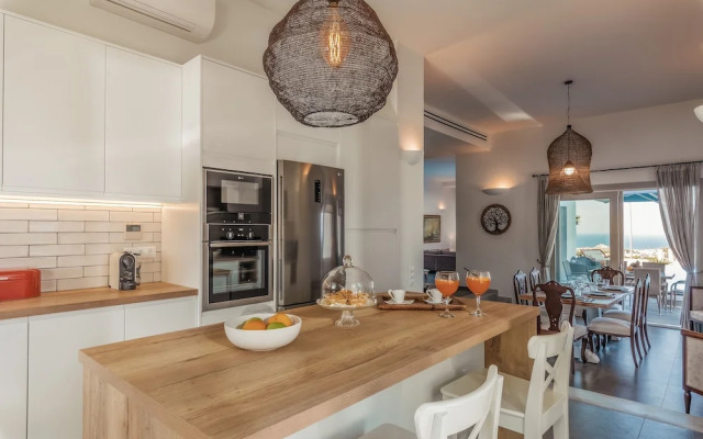 Kaminos Private Villa