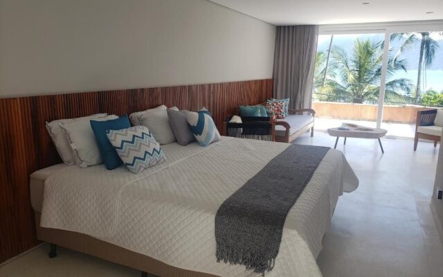 Bahari Suites