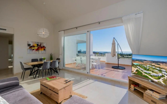 AL-321 Penthouse 3 bedrooms Alcazaba Lagoon