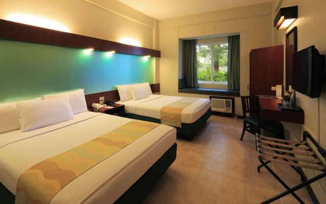 Microtel by Wyndham Tarlac