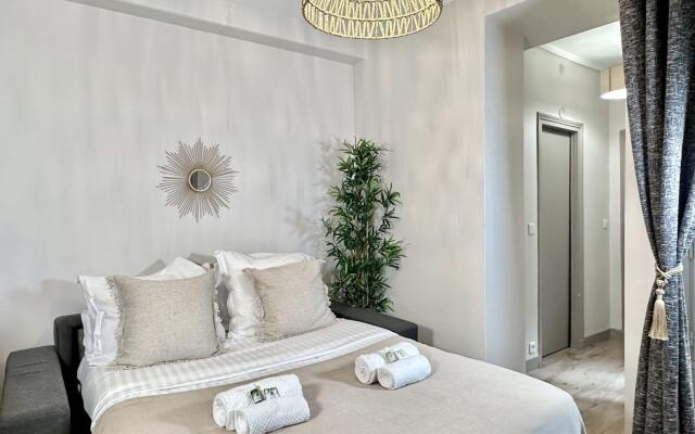 B 2067- Tour Eiffel - Appartement Cosy