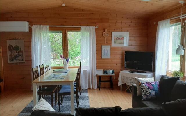 Puolukkamaan Pirtit Cottages