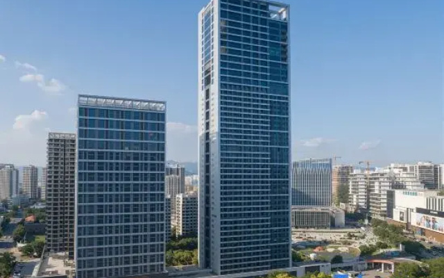 Sanya Central Jiayue Bixuan Hotel (Qiangqing Sea Travel Duty-Free Shop)