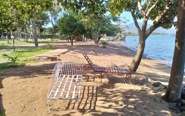Bimoss Beach Resort & Campsite