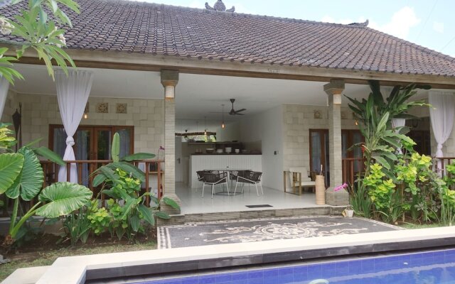 QI Villa in Seminyak