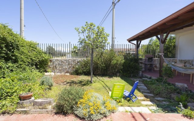 Lovely Holiday Home in Sant'isidoro With Garden