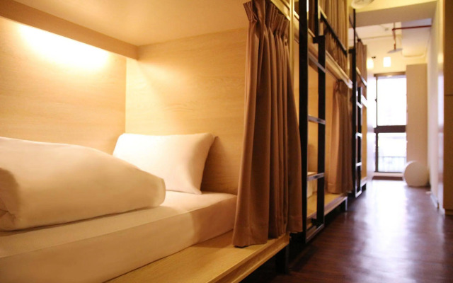 Starbox Hostel