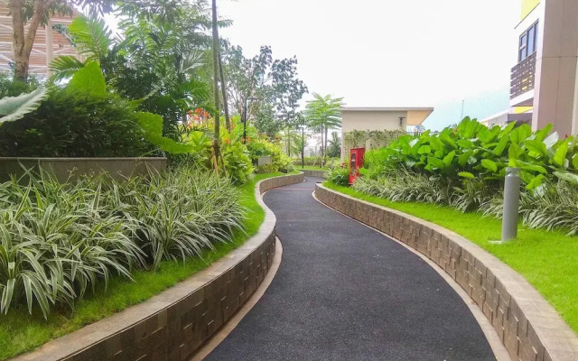 Stunning Studio Apartment Springlake Summarecon Bekasi