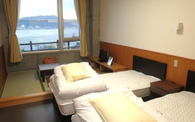 Shimonoseki Hinoyama Youth Hostel