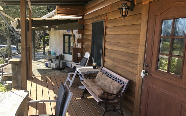 Saint Schwein Rental Cottage