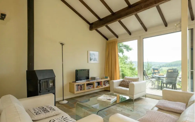 Great Spacious Holiday Home in a Tranquil Holiday