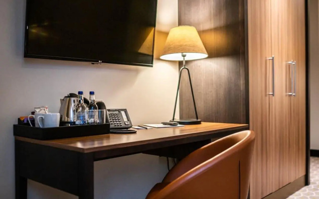 The Warwickshire Hotel and Country Club