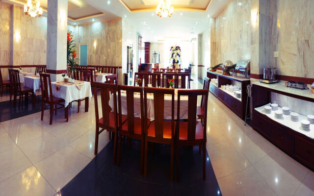 Amanda Hotel